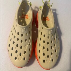 Kane x BPN recovery shoes